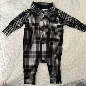Adorable Posh Peanut onesie! So comfortable but formal at the same time :)